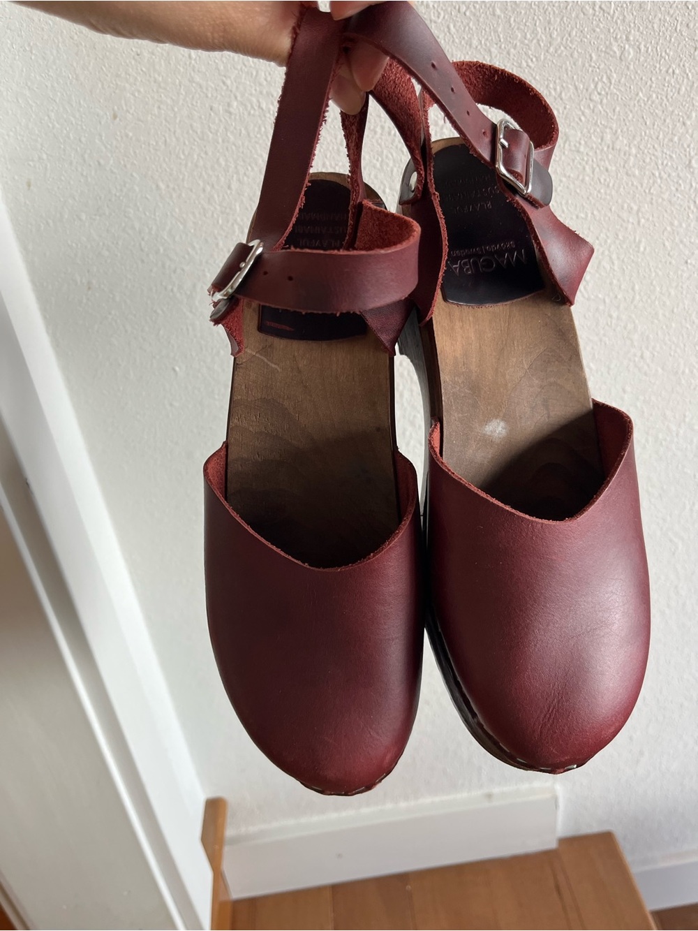 Maguba Scandinavian Clogs